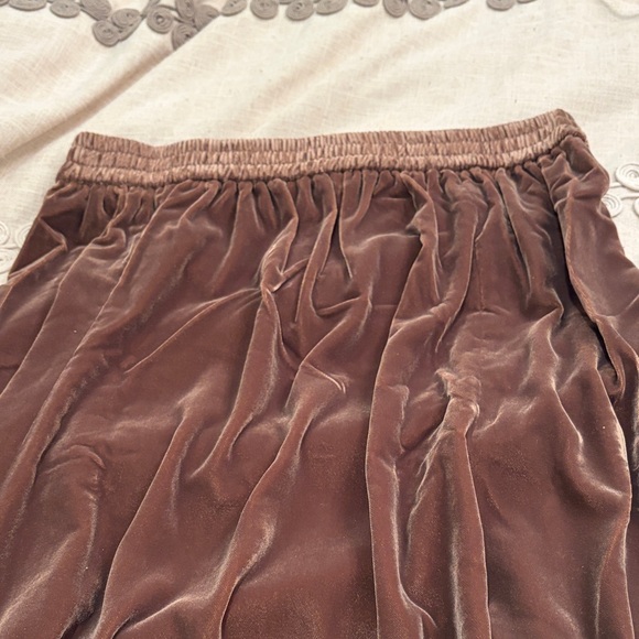 J. Crew Cubeb Berry Velvet Pull-On Midi Skirt/NWT/M - Picture 12 of 14